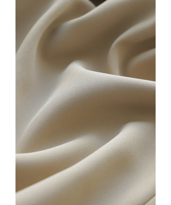 {"color":"","info":""}