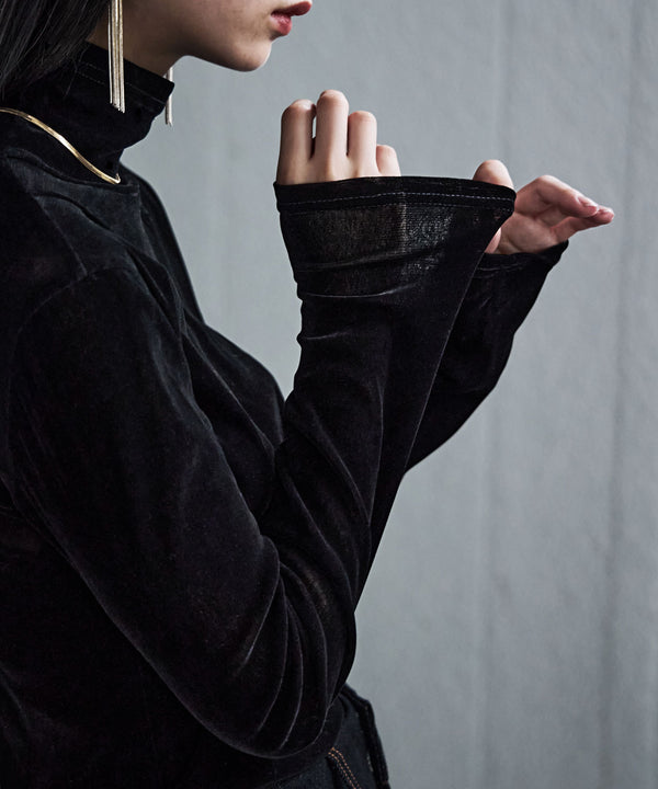 {"color":"\u30d6\u30e9\u30c3\u30af","info":"model\uff1aH163cm size\uff1aM"}