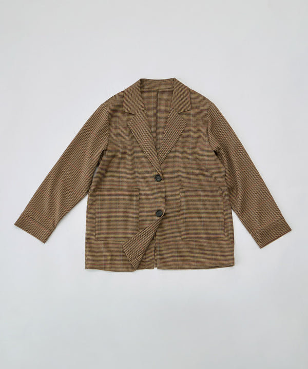 {"color":"\u30d6\u30e9\u30a6\u30f3","info":""}