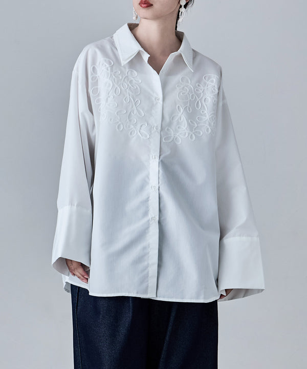 {"color":"\u30aa\u30d5\u30db\u30ef\u30a4\u30c8","info":"model\uff1aH166cm size\uff1aF"}