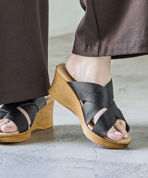 {"color":"\u30d6\u30e9\u30c3\u30af","info":"model\uff1aH158cm size\uff1aL(23.5-24cm)"}