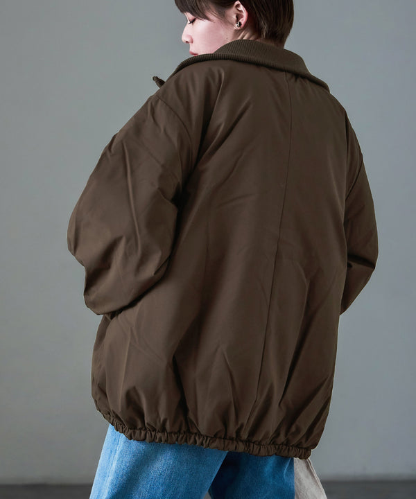 {"color":"\u30c0\u30fc\u30af\u30d6\u30e9\u30a6\u30f3","info":"model\uff1aH158cm size\uff1aM"}