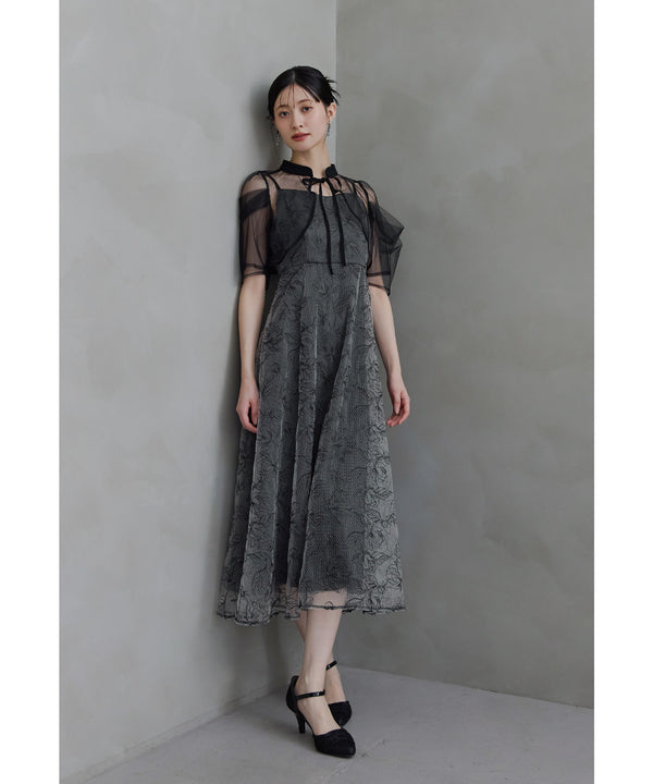 {"color":"\u30d6\u30e9\u30c3\u30af","info":"model\uff1aH166cm size\uff1aM"}
