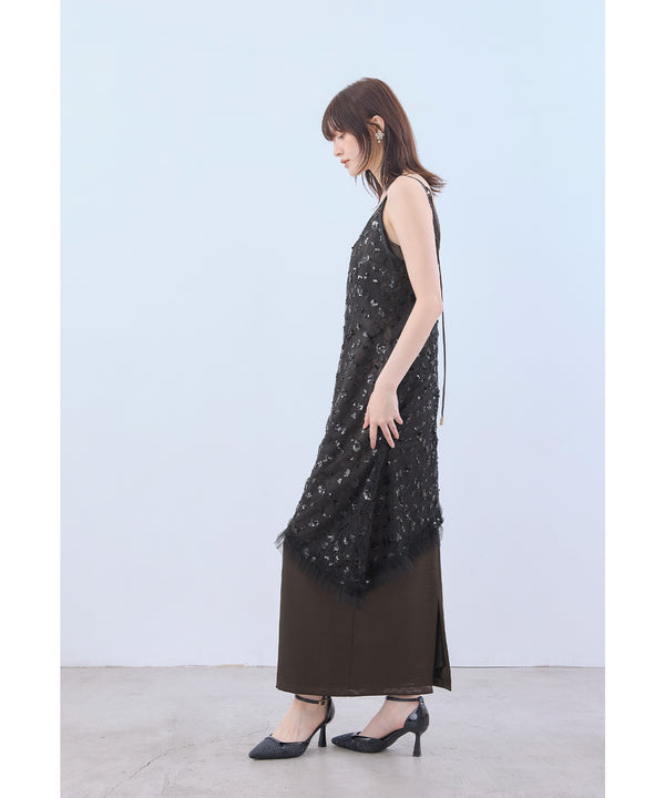 {"color":"\u30d6\u30e9\u30c3\u30af","info":"model\uff1aH166cm size\uff1aM"}