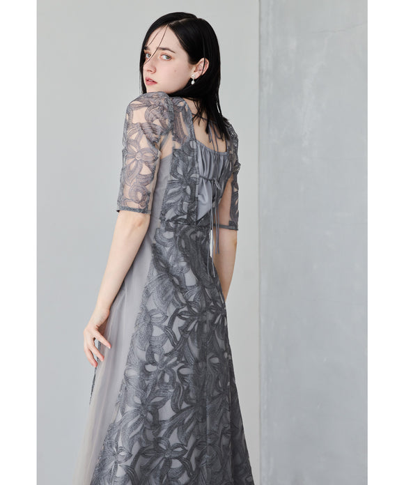 {"color":"\u30d6\u30eb\u30fc","info":"model\uff1aH162cm size\uff1aM"}