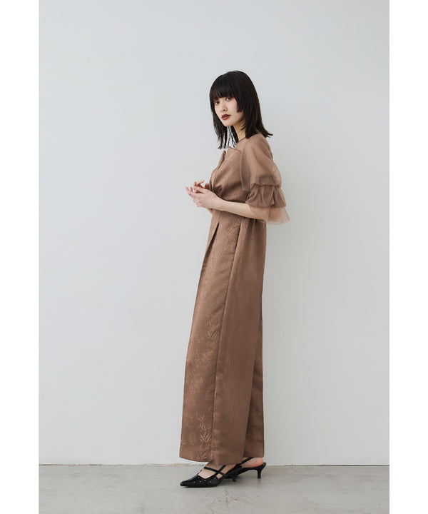 {"color":"\u30d6\u30e9\u30a6\u30f3","info":"model\uff1aH166cm size\uff1aM"}