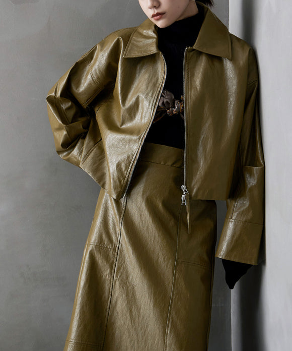 {"color":"\u30aa\u30ea\u30fc\u30d6","info":"model\uff1aH160cm size\uff1aF"}