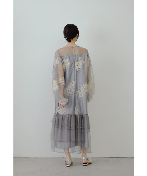 {"color":"\u30b0\u30ec\u30fc","info":"model\uff1aH166cm size\uff1aM"}