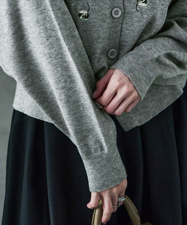 {"color":"","info":""}