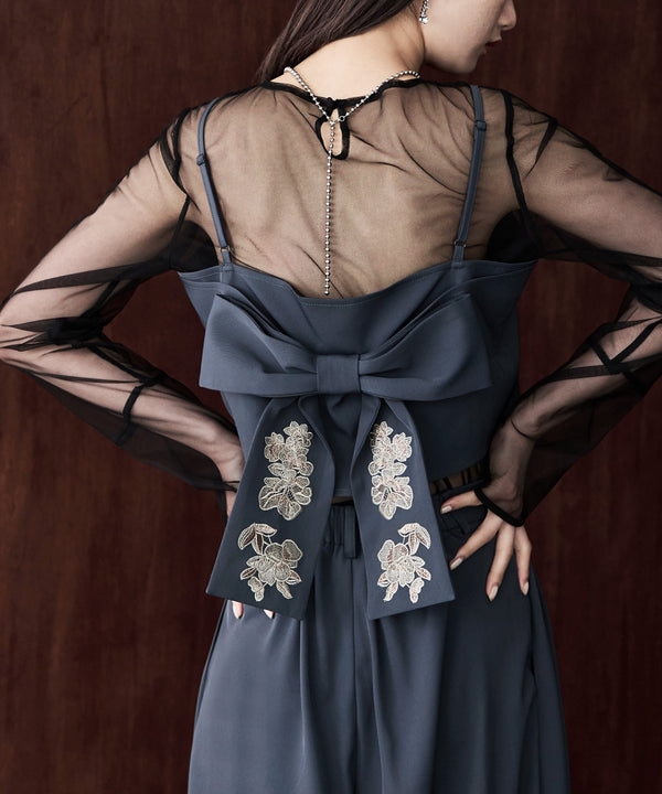 {"color":"\u30d6\u30eb\u30fc\u30b0\u30ec\u30fc","info":"model\uff1aH163cm size\uff1aM"}