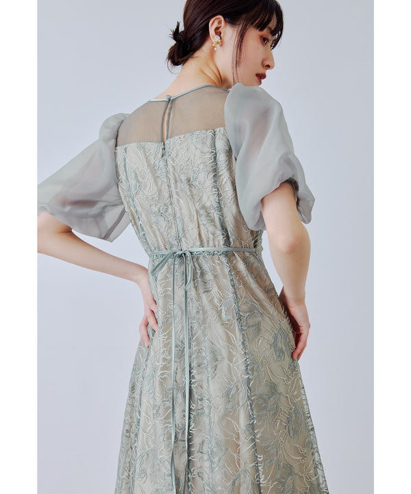 {"color":"\u30b0\u30ea\u30fc\u30f3","info":"model\uff1aH166cm size\uff1aM"}