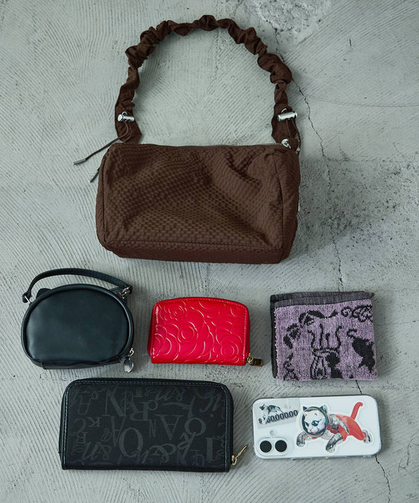 {"color":"","info":""}