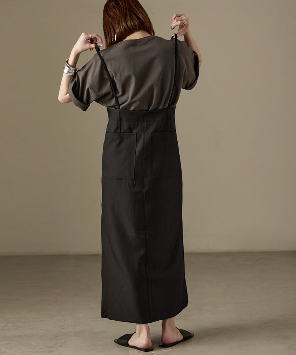 {"color":"\u30d6\u30e9\u30c3\u30af","info":"model\uff1aH158cm size\uff1aF"}