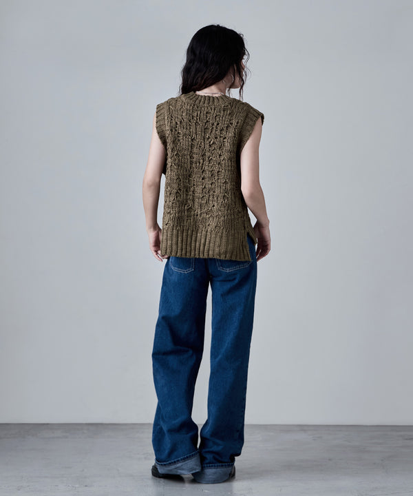 {"color":"\u30e2\u30ab","info":"model\uff1aH166cm size\uff1aF"}
