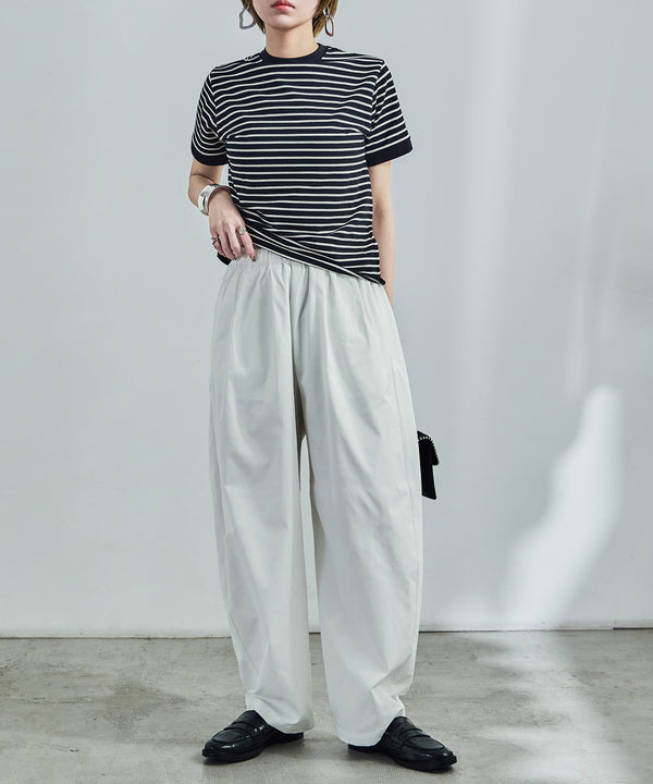 {"color":"\u30aa\u30d5\u30db\u30ef\u30a4\u30c8","info":"model\uff1aH158cm size\uff1aM"}