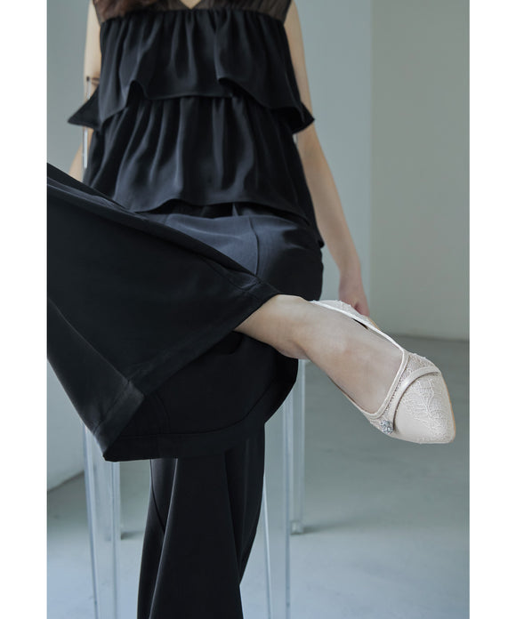 {"color":"\u30d9\u30fc\u30b8\u30e5","info":"model\uff1aH171cm size\uff1aLL(25.0cm)"}