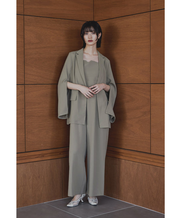 {"color":"\u30ab\u30fc\u30ad","info":"model\uff1aH166cm size\uff1aM"}
