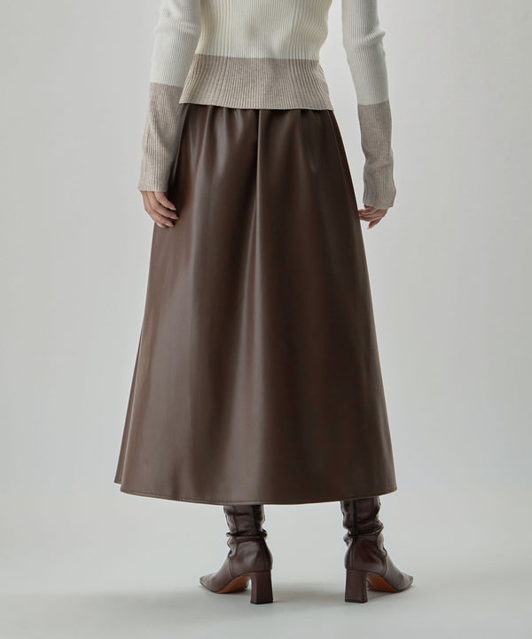 {"color":"\u30d6\u30e9\u30a6\u30f3","info":"model\uff1aH166cm size\uff1aM"}