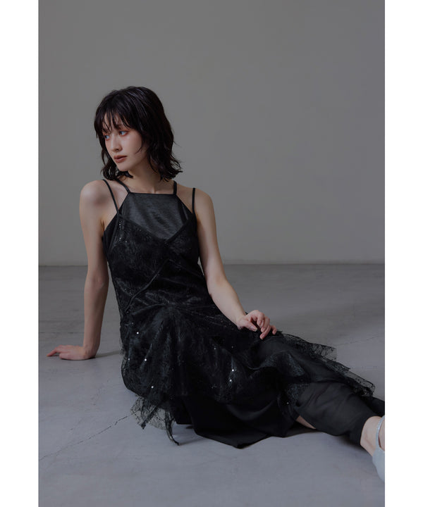 {"color":"\u30d6\u30e9\u30c3\u30af","info":"model\uff1aH166cm size\uff1aM"}