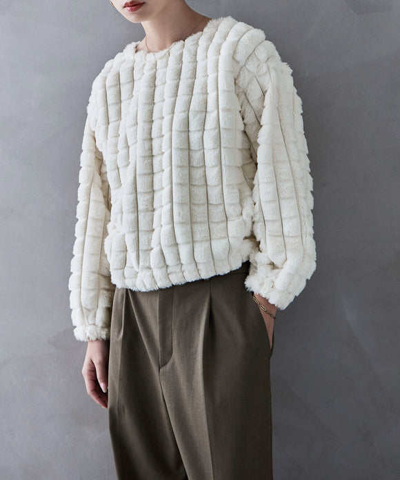 {"color":"\u30a2\u30a4\u30dc\u30ea\u30fc","info":"model\uff1aH166cm size\uff1aM"}