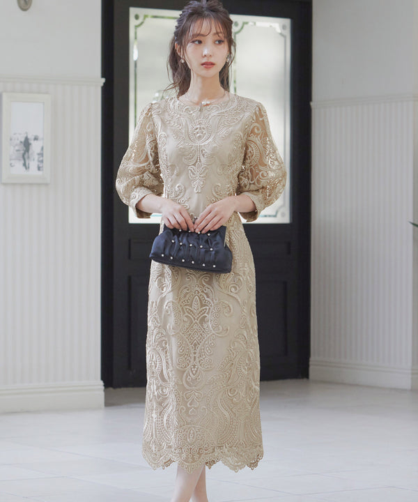 {"color":"\u30d9\u30fc\u30b8\u30e5","info":"model\uff1aH161cm size\uff1aM"}