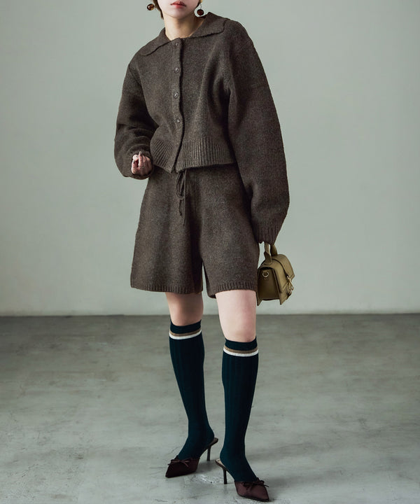 {"color":"\u30d6\u30e9\u30a6\u30f3","info":"model\uff1aH158cm size\uff1aM"}