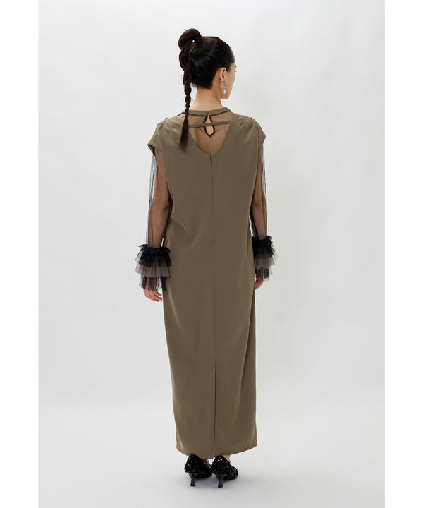 {"color":"\u30d9\u30fc\u30b8\u30e5","info":"model\uff1aH165cm size\uff1aM"}