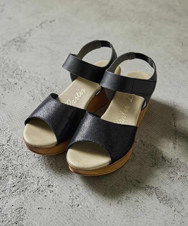 {"color":"\u30d6\u30e9\u30c3\u30af","info":"model\uff1aH158cm size\uff1aL(23.5-24cm)"}