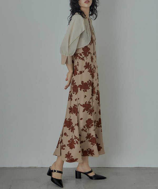 {"color":"\u30d9\u30fc\u30b8\u30e5","info":"model\uff1aH167cm size\uff1aM"}