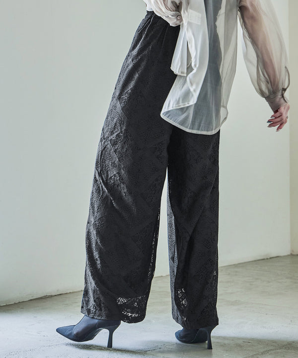 {"color":"\u30d6\u30e9\u30c3\u30af","info":"model\uff1aH158cm size\uff1aM"}
