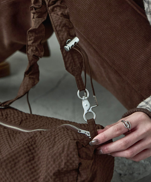 {"color":"","info":""}