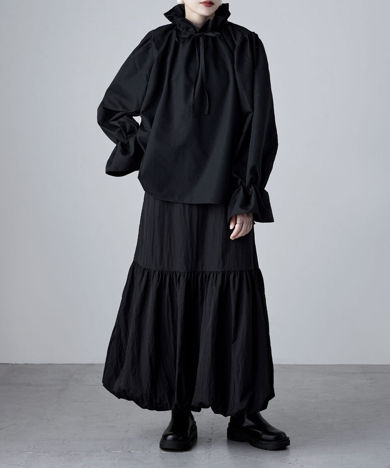 ギャザーネックボリュームブラウス