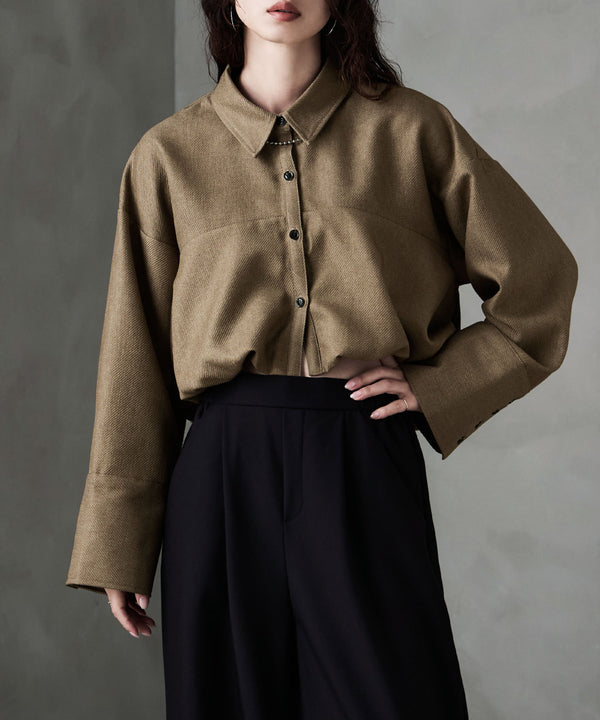 {"color":"\u30d9\u30fc\u30b8\u30e5","info":"model\uff1aH166cm size\uff1aF"}