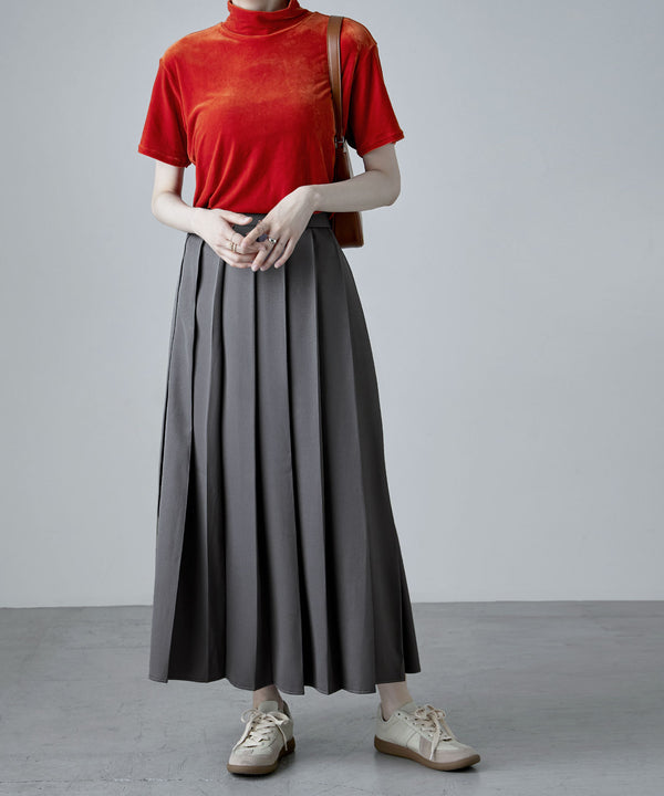 {"color":"\u30c0\u30fc\u30af\u30b0\u30ec\u30fc","info":"model\uff1aH170cm size\uff1aM"}