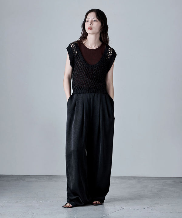 {"color":"\u30d6\u30e9\u30c3\u30af","info":"model\uff1aH166cm size\uff1aM"}