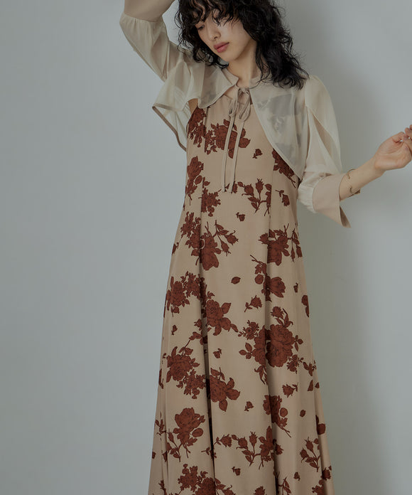 {"color":"\u30d9\u30fc\u30b8\u30e5","info":"model\uff1aH167cm size\uff1aM"}