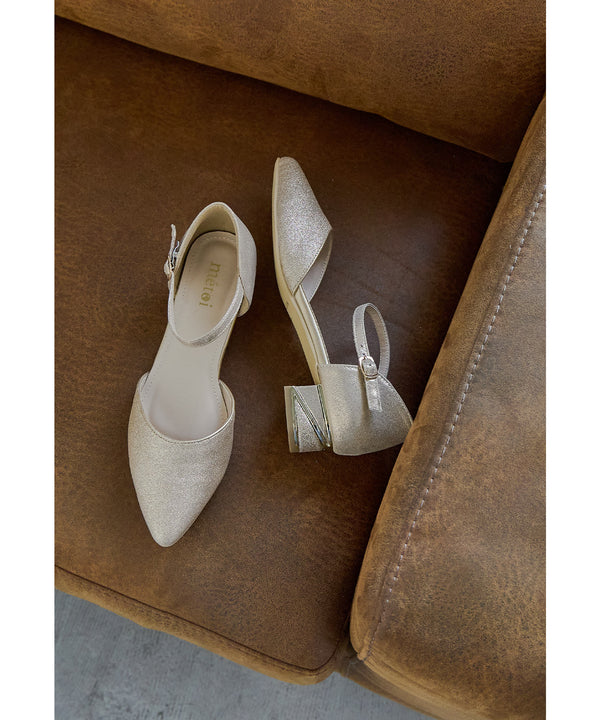 {"color":"","info":""}