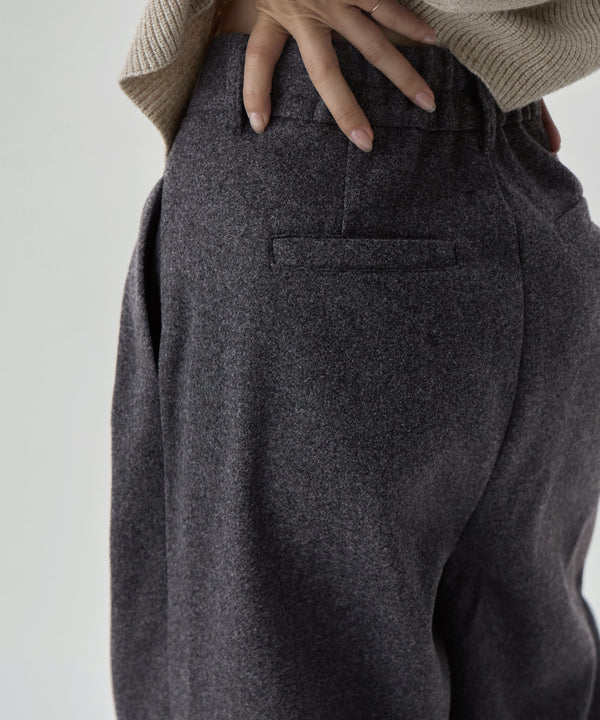 {"color":"\u30c1\u30e3\u30b3\u30fc\u30eb","info":"model\uff1aH166cm size\uff1aF"}