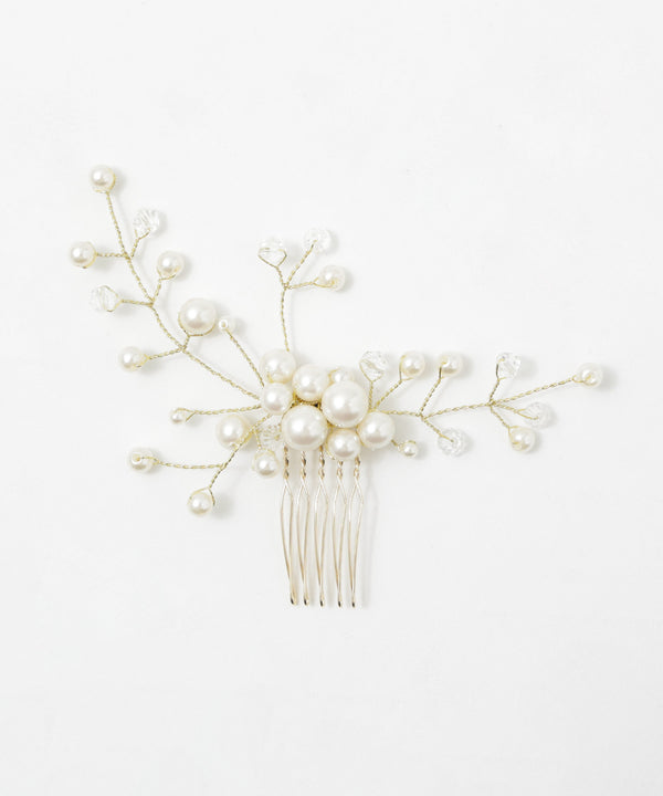 {"color":"\u30b4\u30fc\u30eb\u30c9","info":""}