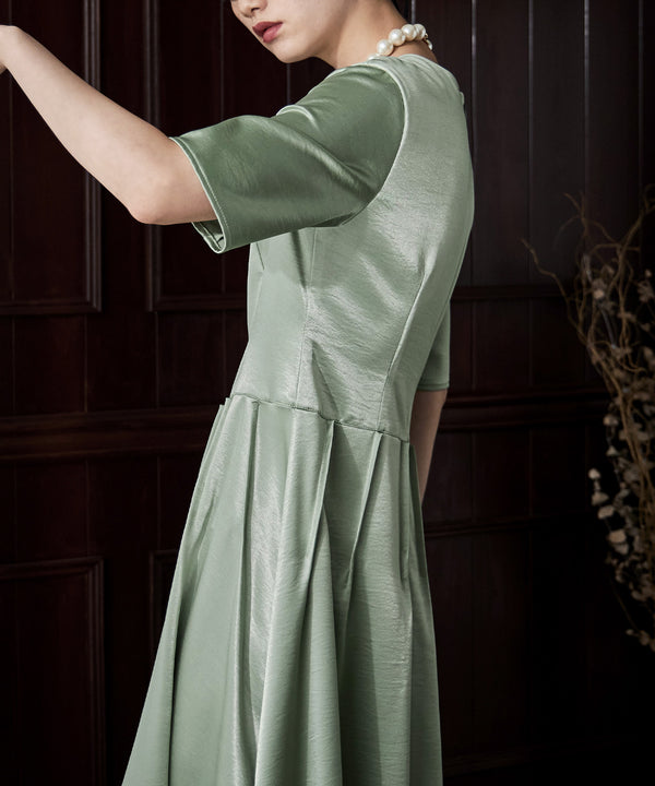 {"color":"\u30ab\u30fc\u30ad","info":"model\uff1aH163cm size\uff1aM"}