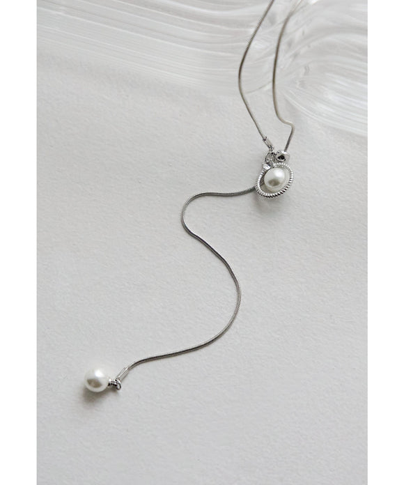 {"color":"\u30b7\u30eb\u30d0\u30fc","info":""}