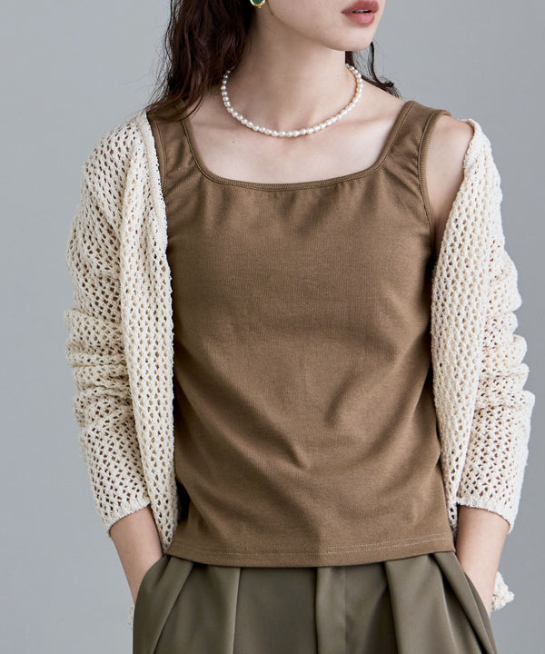 {"color":"\u30e2\u30ab","info":"model\uff1aH166cm size\uff1aM"}