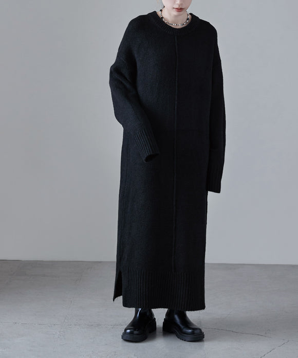 {"color":"\u30d6\u30e9\u30c3\u30af","info":"model\uff1aH170cm size\uff1aM"}