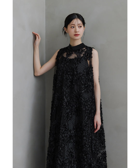 {"color":"\u30d6\u30e9\u30c3\u30af","info":"model\uff1aH166cm size\uff1aM"}