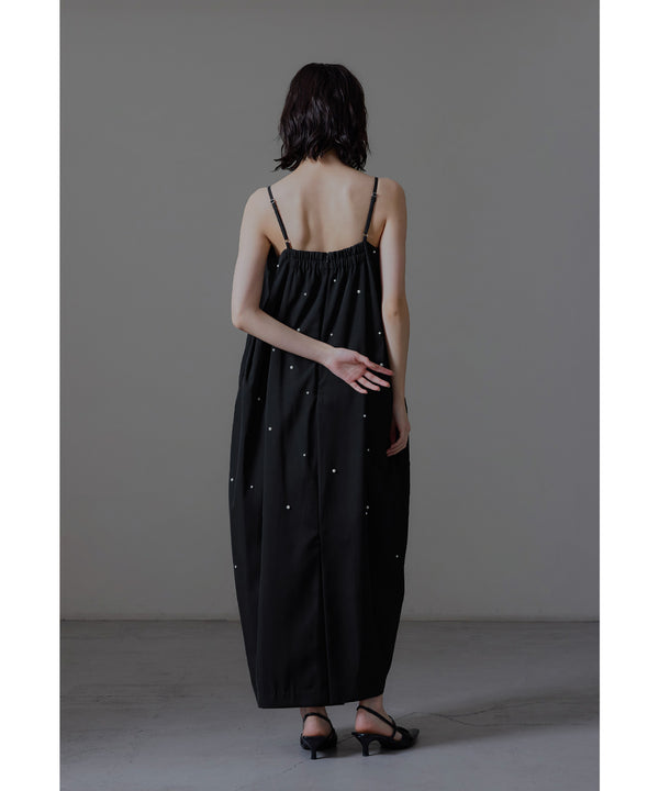 {"color":"\u30d6\u30e9\u30c3\u30af","info":"model\uff1aH166cm size\uff1aM"}