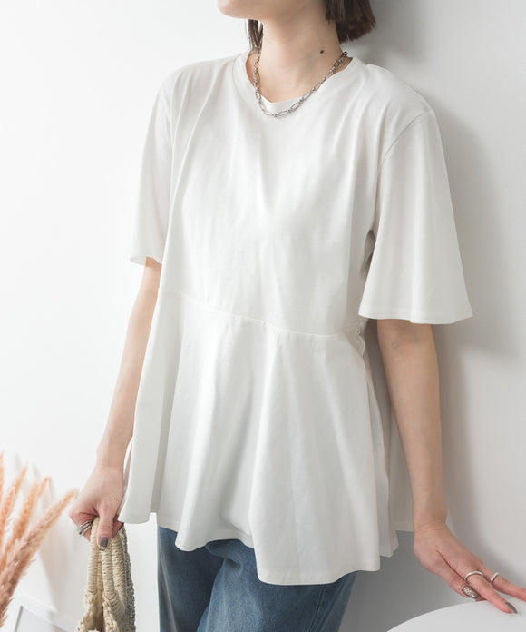 {"color":"\u30aa\u30d5\u30db\u30ef\u30a4\u30c8","info":"model\uff1aH162cm size\uff1aM-L"}