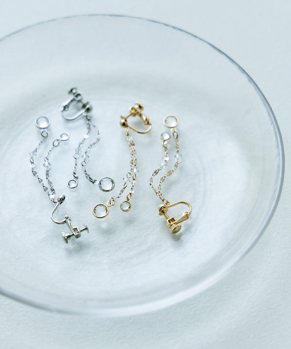 {"color":"\u30b4\u30fc\u30eb\u30c9","info":""}