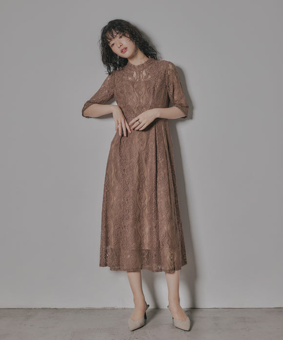 {"color":"\u30d6\u30e9\u30a6\u30f3","info":"model\uff1aH167cm B79cm W57cm H86cm size\uff1aM"}