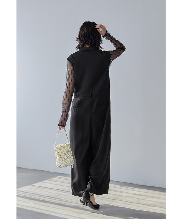 {"color":"\u30d6\u30e9\u30c3\u30af","info":"model\uff1aH166cm size\uff1aM"}