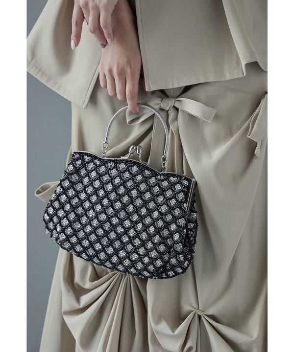 {"color":"\u30d6\u30e9\u30c3\u30af","info":""}